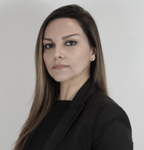 Dr. Elmira NezamiFar
