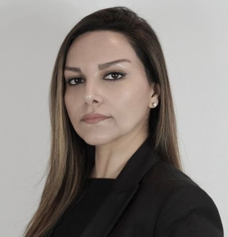 Dr Elmira NezamiFar